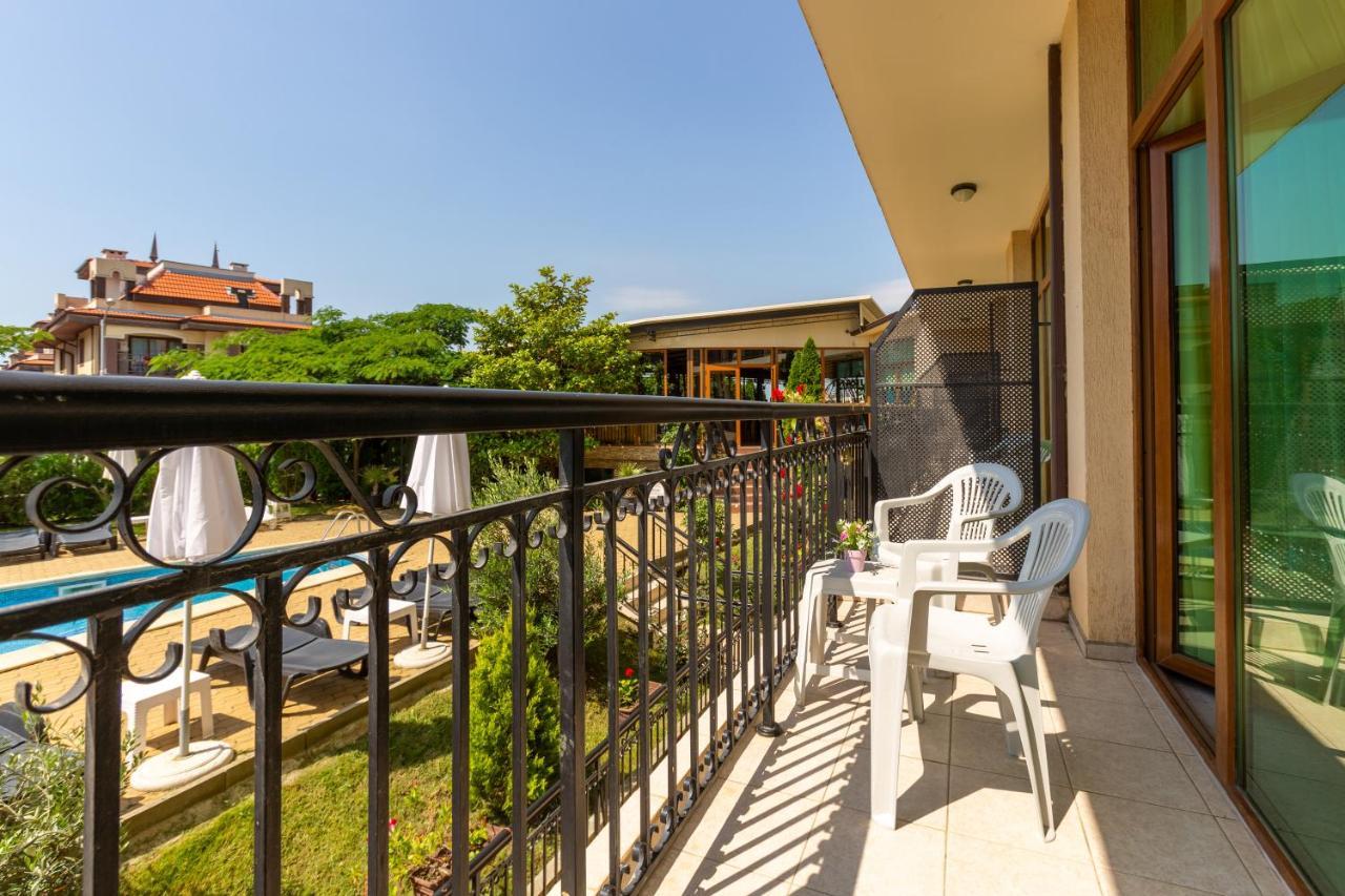 Hotel Julia Sveti Vlas Exterior photo